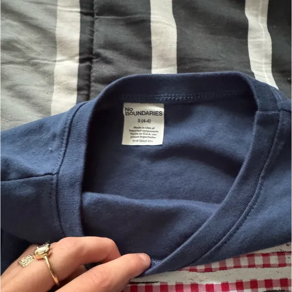 No Boundaries Navy American Flag top - Image 3