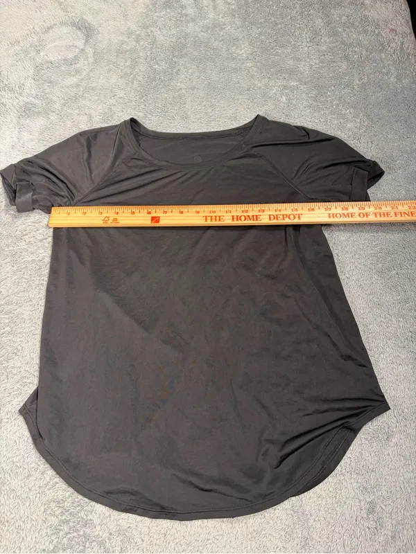 Lululemon Black Women's Scoop Neck Top tee - Image 4