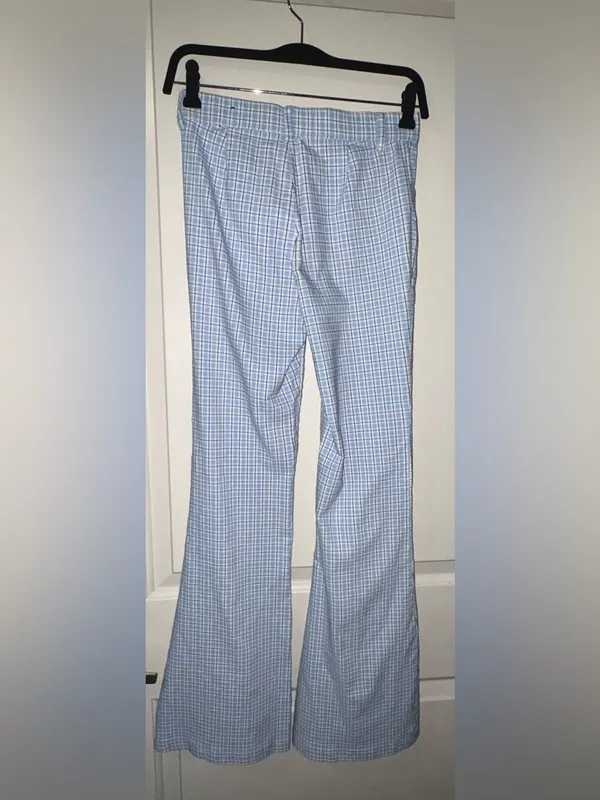 Hollister high rise Light Blue Plaid flared Pants - Image 2