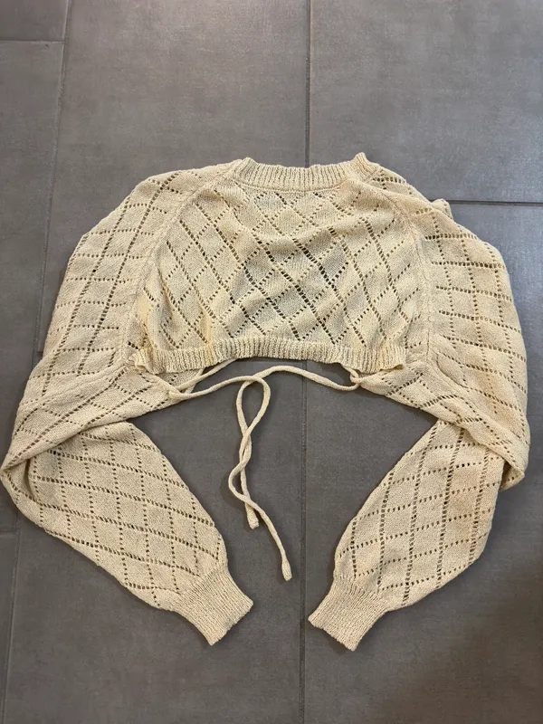 Half Sweater  - Image 3