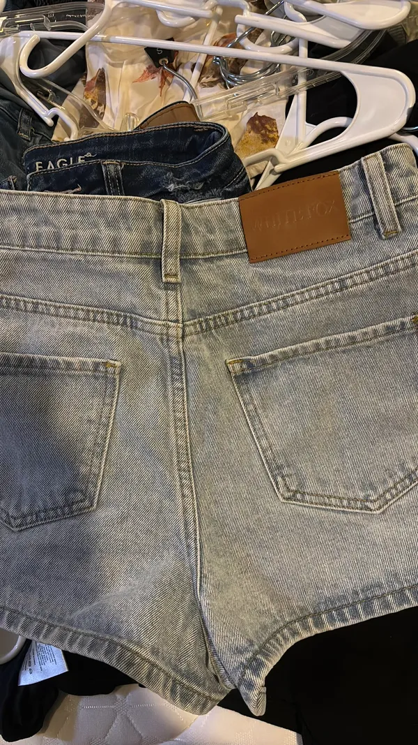 White Fox Boutique Denim Shorts - Image 5
