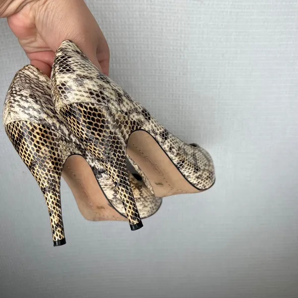 Vince Camuto Womens Snakeskin Embossed Leather Pointed Toe Stiletto Pumps 7.5B - Image 2