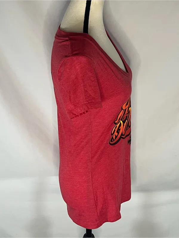 Harley Davidson Black Gold Allen TX Flame Script Women’s V-Neck Shirt Medium - Image 6