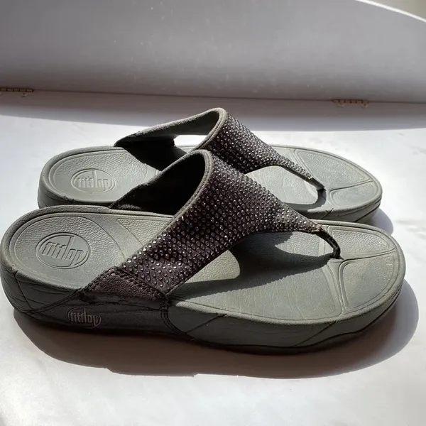 FitFlop Lulu‎ Rhinestone Thongs Flip Flops Gray Graphite Comfort Sandals Summer - Image 6