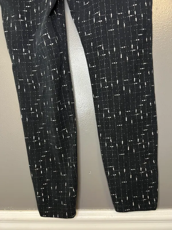 Old Navy Leggings Womens Medium Black White Grid Print Stretch Pull On Cotton - Image 6