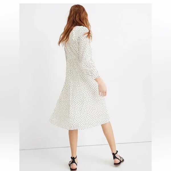 Madewell Smocked Ruffle-Shoulder Midi Dress in Inkbrush Dots‎ Size M - Image 4