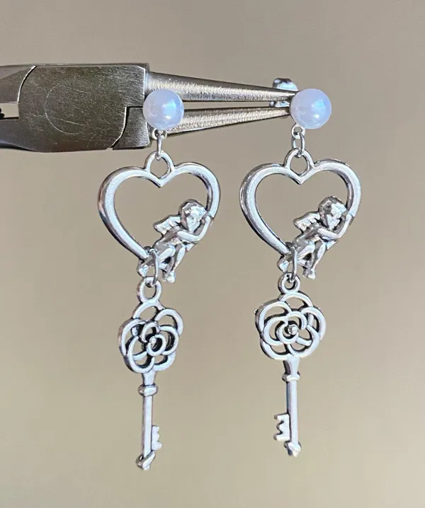 Kawaii y2k romance fairy style angel/cherub dangle earrings🌙👼✨ - Image 3