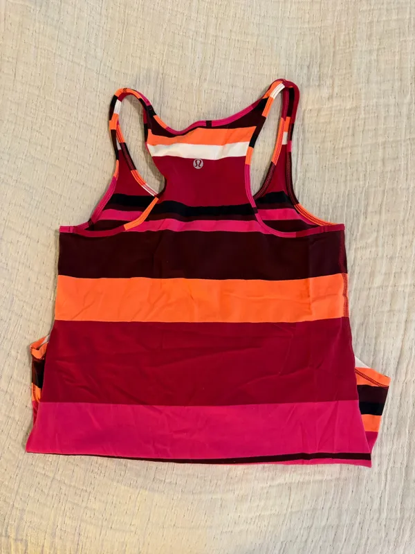 Lululemon tank top - Image 2