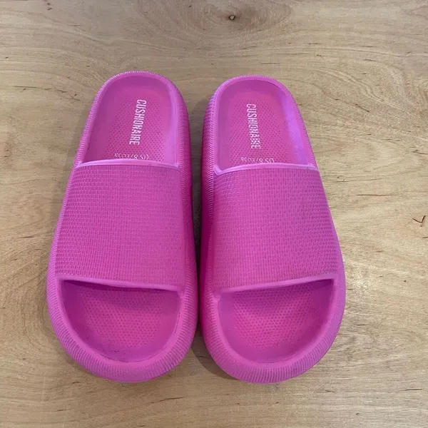 Cushionaire Womens Feather Cloud Recovery‎ Comfort Slide Sandals Hot Pink Size 8 - Image 2