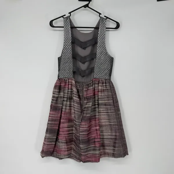 Alice + Olivia Fit and Flare Dress Strappy Back‎ Silver Pink Wool Blend 6 - Image 2