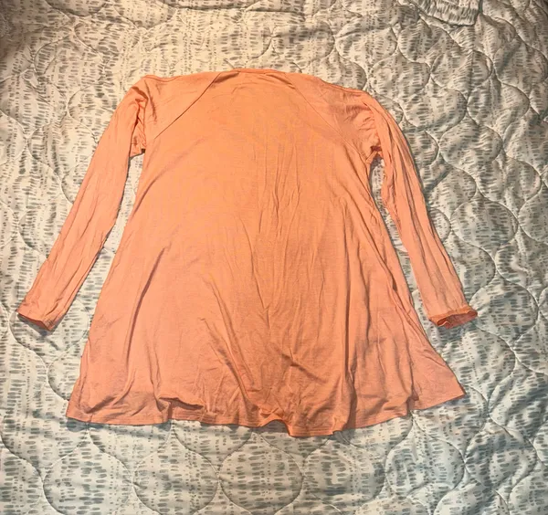 Light Pink / Peach Long-Sleeve Crisscross Neck Tunic Cold Shoulder Top - Image 6