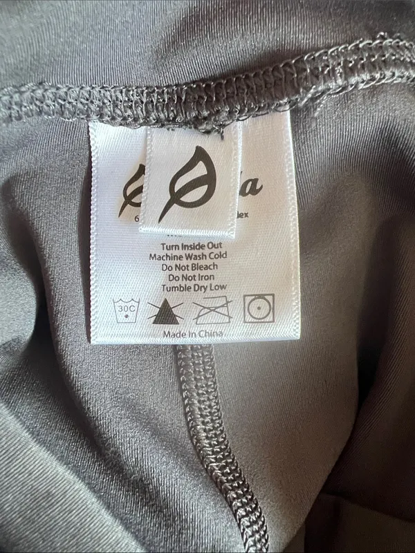 P'tula High-Waist Gunmetal Gray Leggings with Crossover Waistband - Image 2