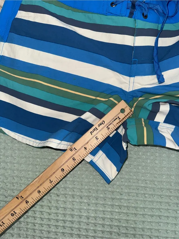 Patagonia Womens Wavefarer Boardshorts Blue Striped Swim Shorts Size 6 - Image 4