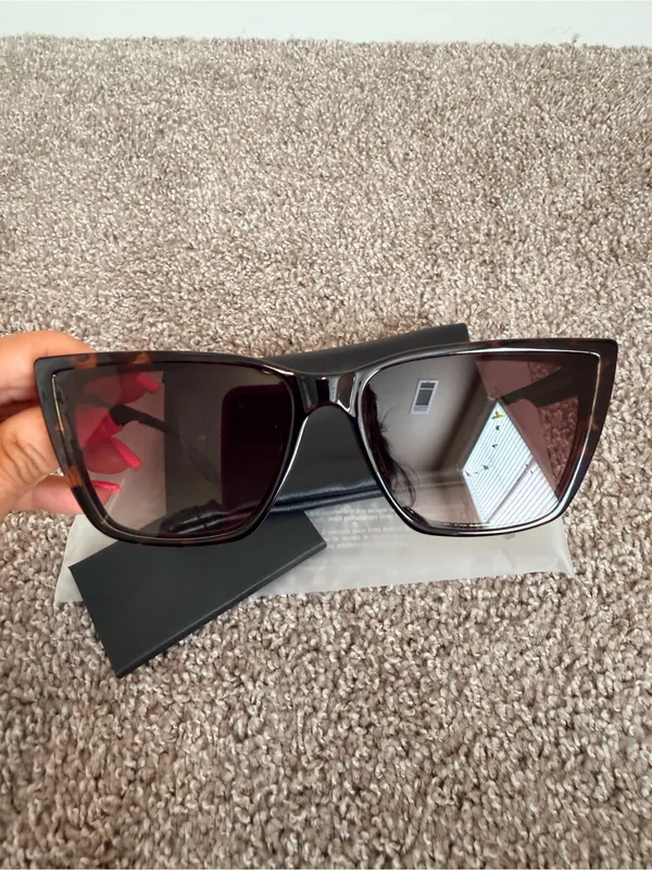 NIB QUAY Call The Shots Remixed Cat eye Sunglasses 43mm with brown lens - Image 6
