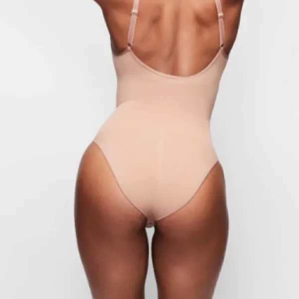 Skims SCULPTING BODYSUIT‎ W. SNAPS Size small - Image 3