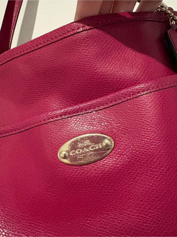 Coach Crossgrain Leather convertible‎ Pocket Tote F34497 Cranberry - Image 7