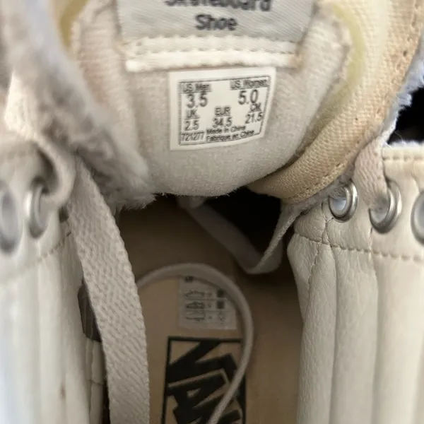 Gray Grey Beige Vans sk8 hi‎ Fuzzy furry Women's 5 Brand new V98CF Hairy - Image 7