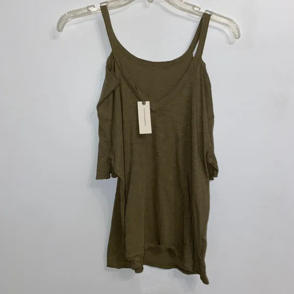 NWT $58 T.La Moss Classic V-Back Pullover Cut-Out Tee XS - Image 4