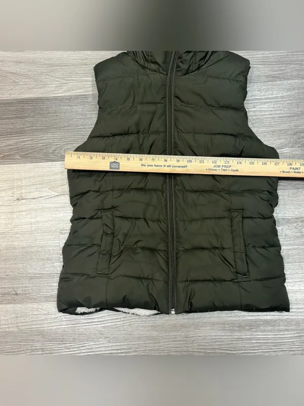 Dark Olive Green Hollister Puffer Vest | Sherpa lined | Size Medium - Image 6