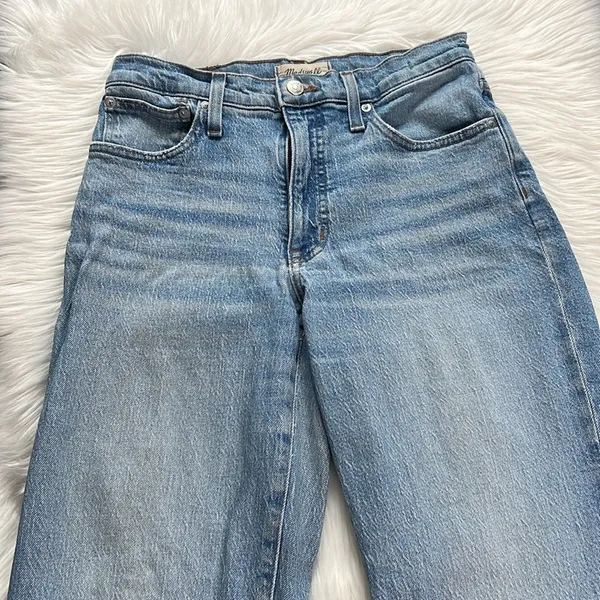 Madewell the Mid Rise Perfect Vintage Straight Jeans - Image 4