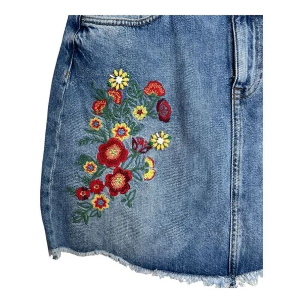 Zara Blue denim mini skirt with‎ embroidered floral details #festivalvibes large - Image 3