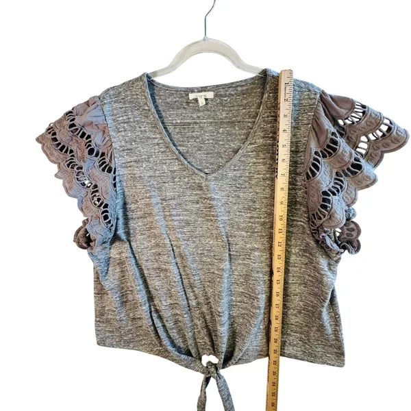 Maurices Gray Tie Front Top Crochet‎ Lace Flutter Sleeves Women's Size XL - Image 6