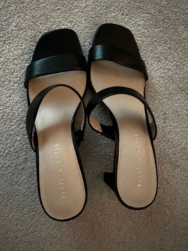 Black Heels - Image 2