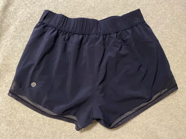 Lululemon Two With One Short Mid Rise 3” Size 6 Midnight Navy Chakra Print - Image 2