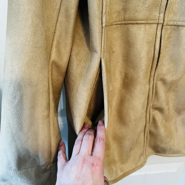 Austin Clothing Co. Tan Suede Jacket Winter Coat Small Faux Fur Lined Hooded - Image 4
