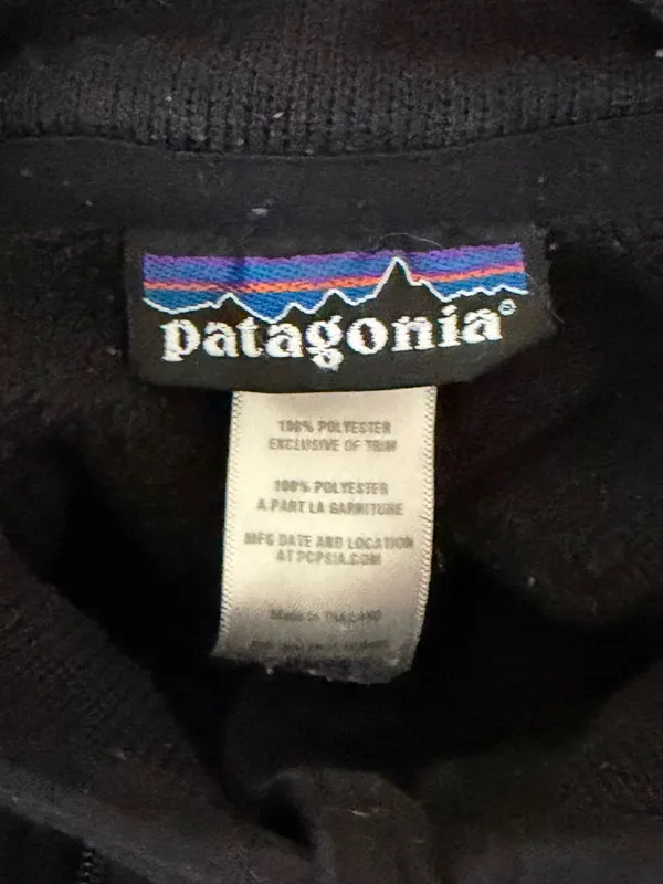 Patagonia Women’s Fleece Jacket - Image 5