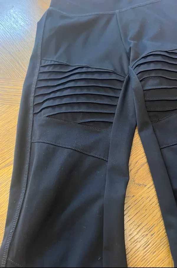 American Eagle Black The Everything Legging Moto Textured Size Small Short - Image 7