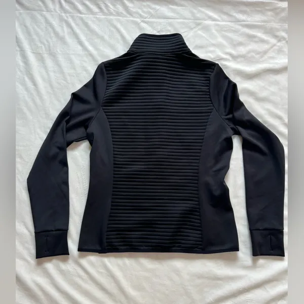 Elegant Black Ribbed Women's‎ Jacket Size M - Image 4