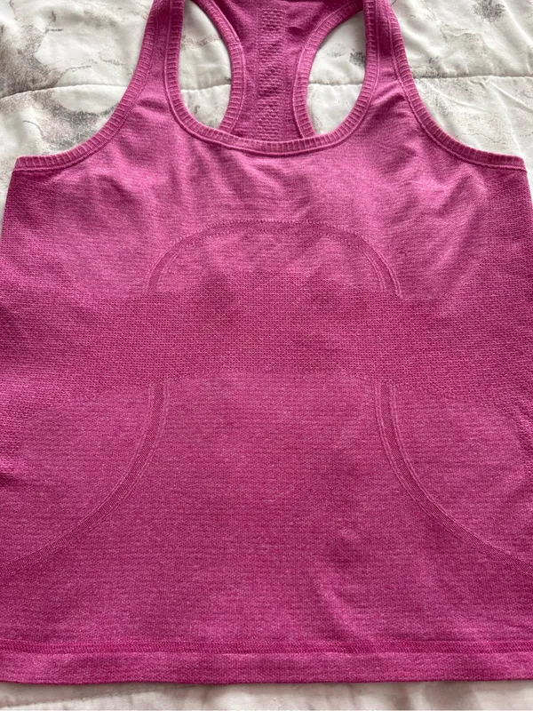 Lululemon Swiftly Tech Raceback Pink Performance Tank Top, size 4 athletic gym - Image 16
