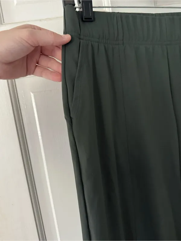 Old Navy Olive Green Wide-Leg Pull-On Trousers - Image 3