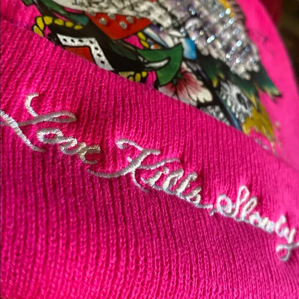 🆕 Ed Hardy Beanie Y2k cuff Cap Hat Brand New Hot Pink - Image 3