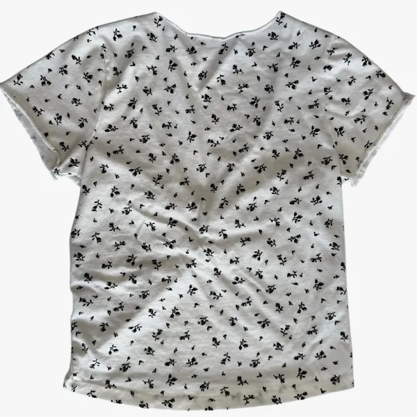 Brandy Melville White with Black Flowers‎ Short Sleeve Top - Image 2
