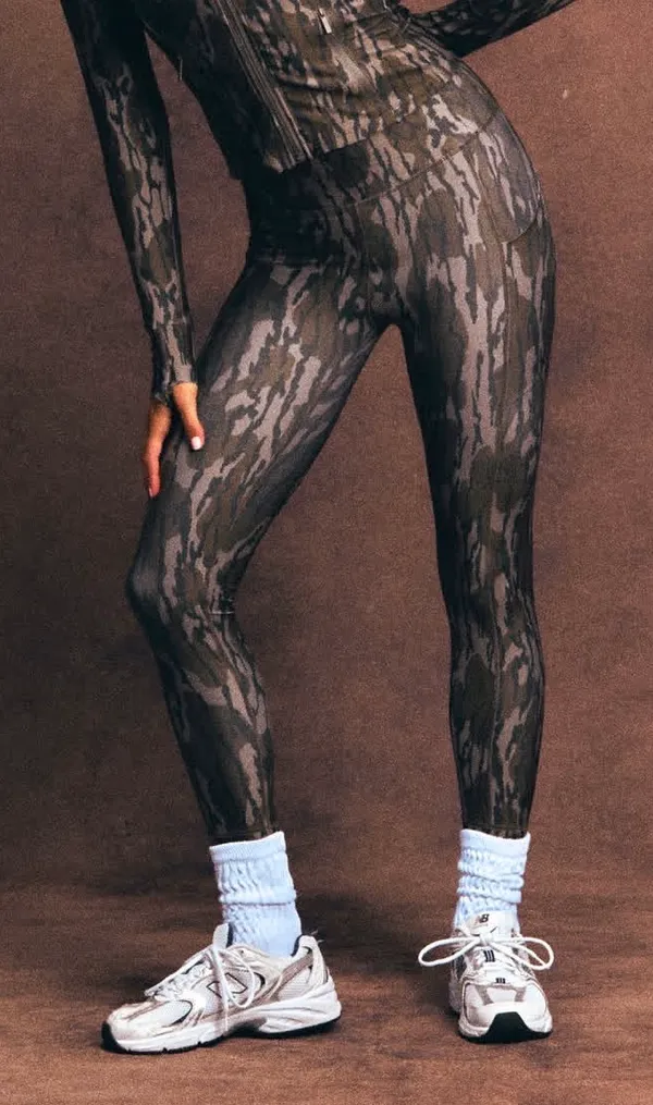 Ray The Brand Mossy Oaks Set Leggings And Top Included Limited Edition Not Worn New With Tags - Image 2