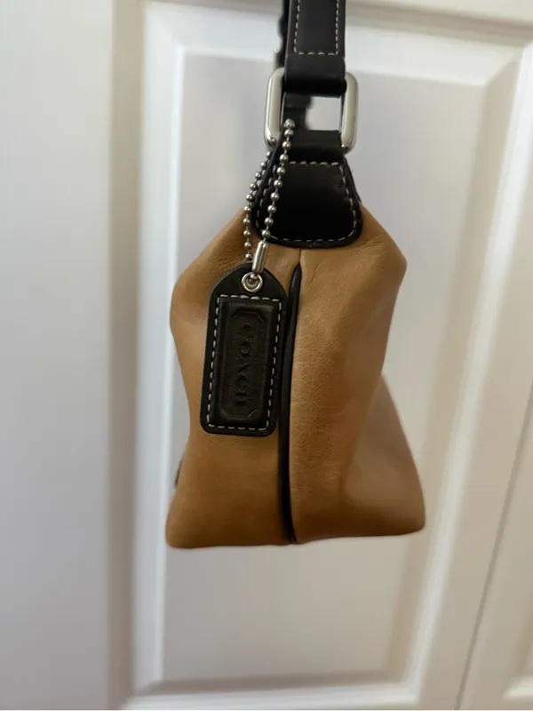 Y2K Coach Hampton Stripe Mini Hobo - Image 5