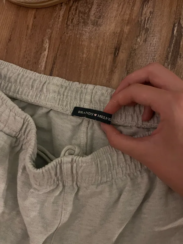 Brandy Melville Sweatpants Grey - Image 3