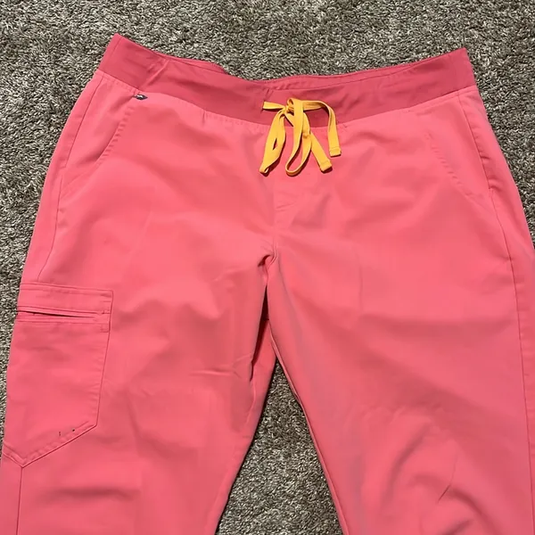 Figs Neon Pink Women's‎ Zamora Jogger Scrub Pants XL - Image 3
