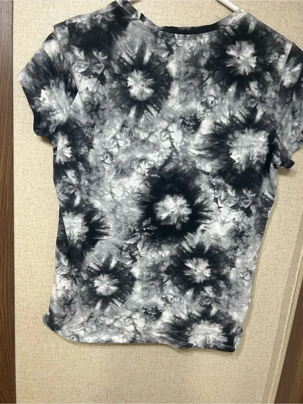 Michael Kors Black and White Tie-Dye Short Sleeve Crewneck Top - Image 3