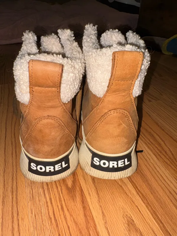 Sorel Women’s Boots - Image 2