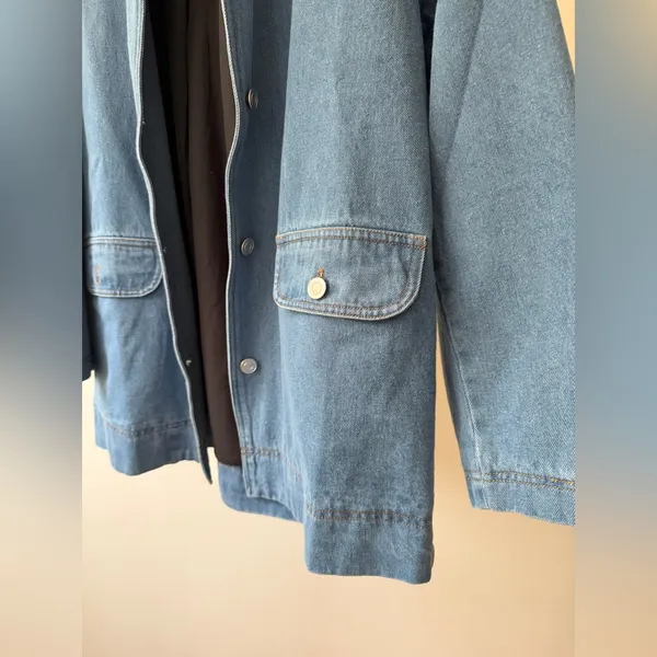 Oversized denim Shacket - Image 7