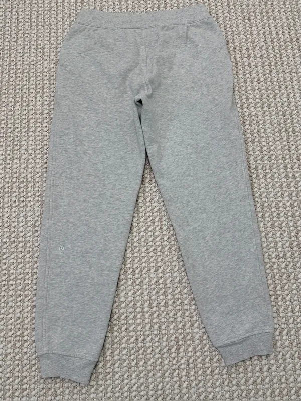 Lululemon Scuba High-Rise Jogger size 8 gray - Image 10