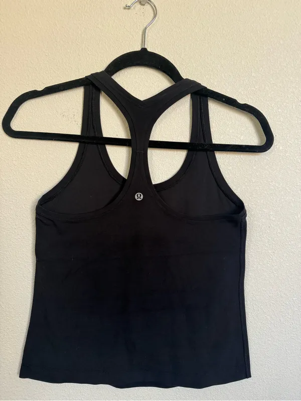 Lululemon Black Racerback Tank Top Built-In Bra Yoga Workout Size Small - Image 3