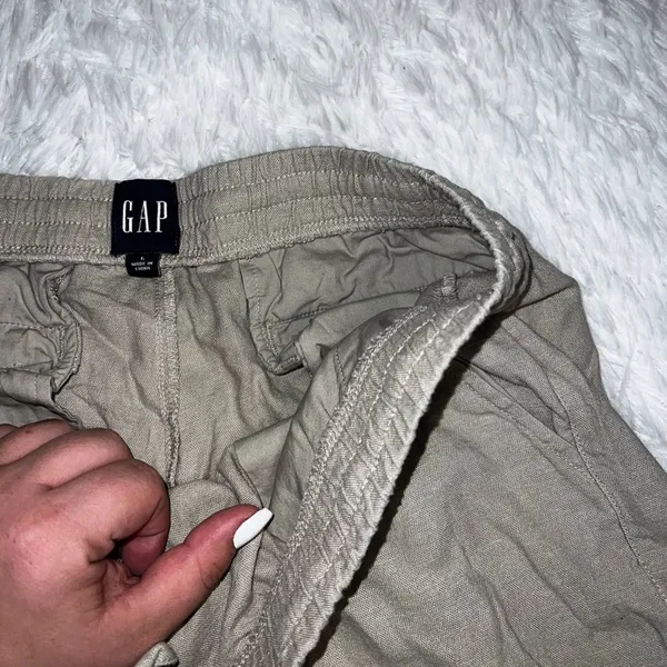 Gap 100% Linen Blend Flowy Khaki Pants with Pockets size Large w pockets - Image 3