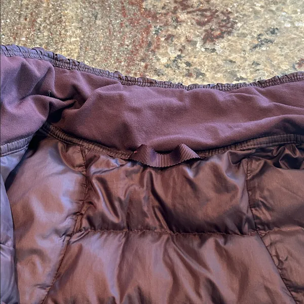 Lululemon Down For A Run Vest II
Black Cherry size 4 - Image 3
