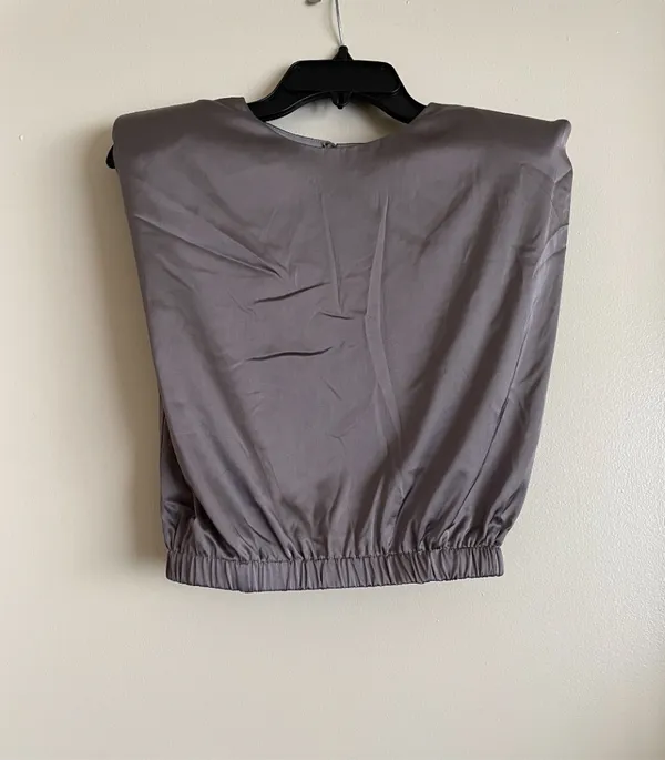 | NWOT | Satin Muscle Top | M | Light Grey | CT7484 - Image 5