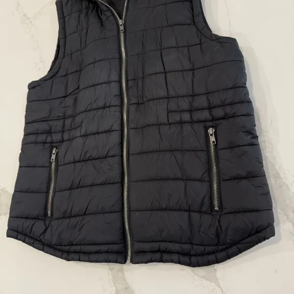 JACK by BB DAKOTA Quilted Full Zip Puffer Vest Faux Fur Hood Women’s Small Black - Image 2