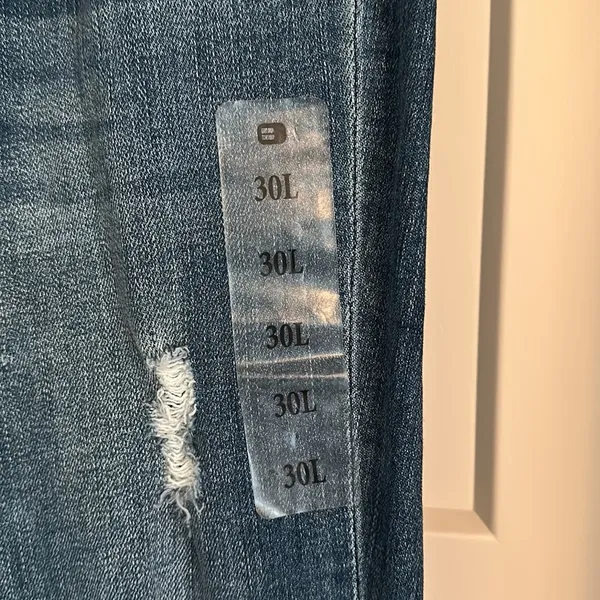 Vervet NWT fit and flare jeans - Image 2